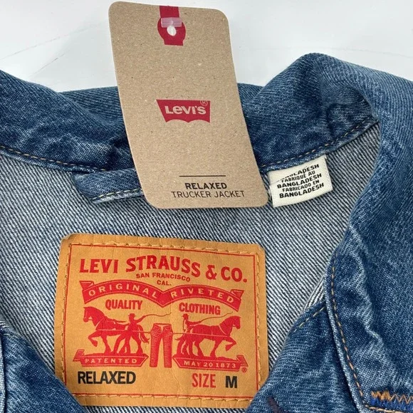 Levis Mens Relaxed Trucker Jacket Medium Wash Blue Denim Embroidered Logo Size M - Picture 8 of 13